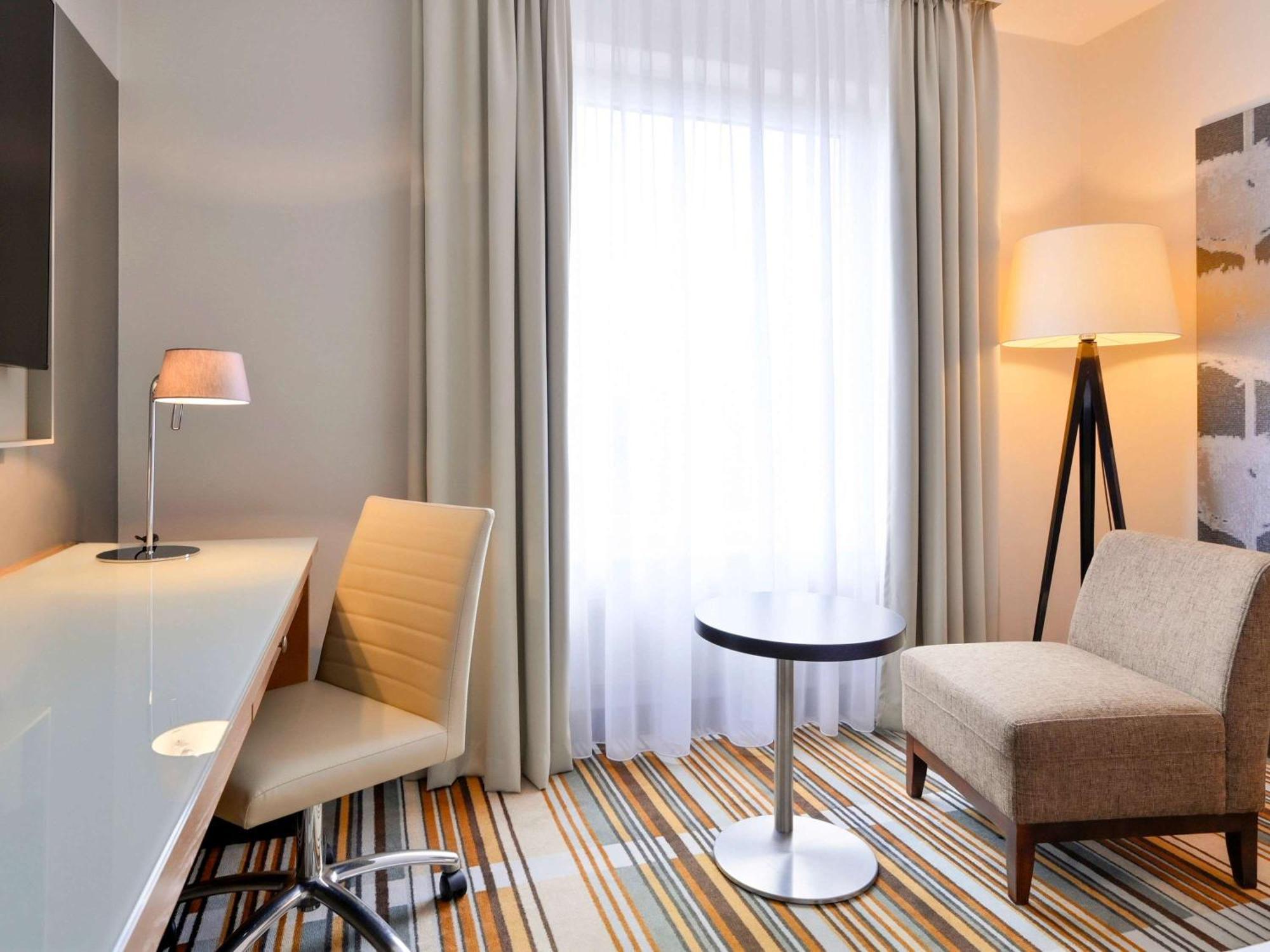 Mercure Hannover Oldenburger Allee Exterior photo